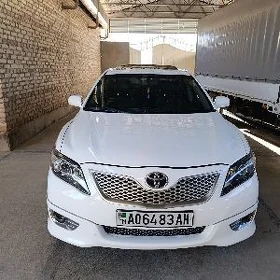 Toyota Camry 2010