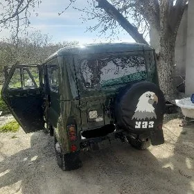UAZ 469 1999