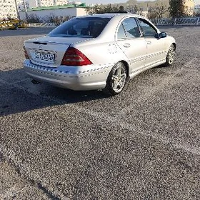 Mercedes-Benz C350 2006