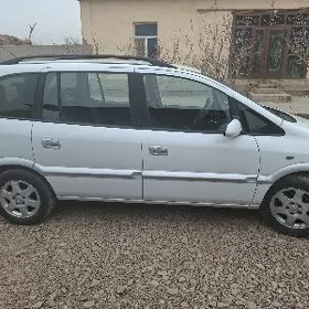 Opel Zafira 2003