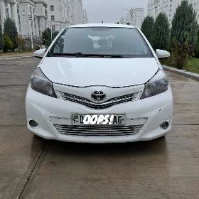 Toyota Yaris 2014