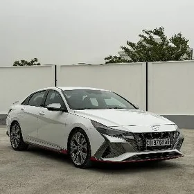 Hyundai Elantra 2023