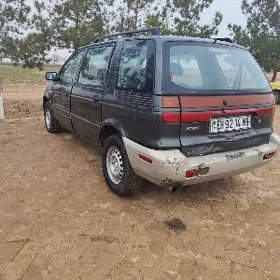 Mitsubishi Chariot 1995