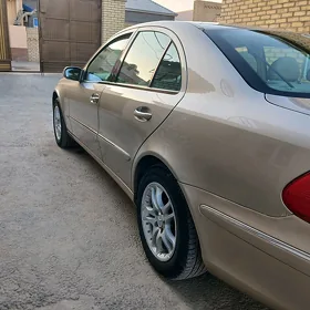 Mercedes-Benz E320 2003