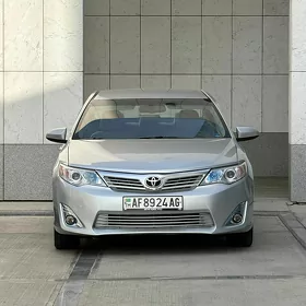 Toyota Camry 2013