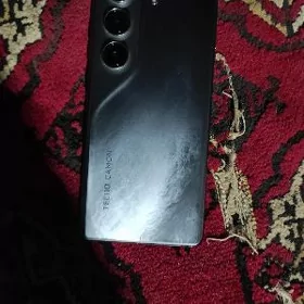 Tecno comon 40 pro,
