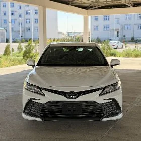 Toyota Camry 2023