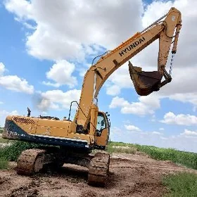 Komatsu PC2000-8 2013