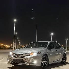 Toyota Camry 2022