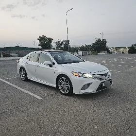 Toyota Camry 2020