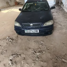 Opel Antara 1999