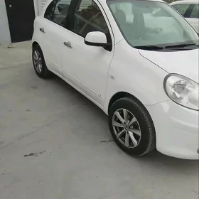 Nissan Versa 2012
