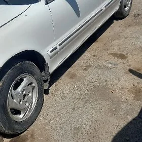 Hyundai Elantra 1997
