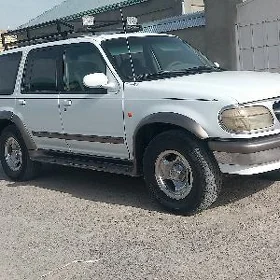 Ford Explorer 1995