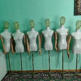 maniken elli kelleli
