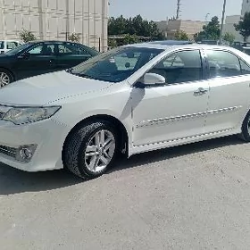 Toyota Camry 2013