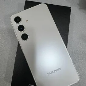 Samsung S24