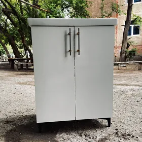 Раковина с тумбой