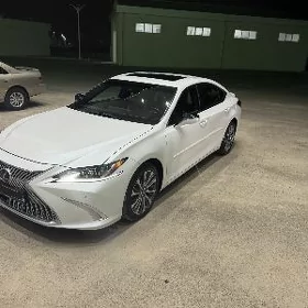 Lexus ES 350 2020