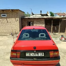 Opel Vectra 1990