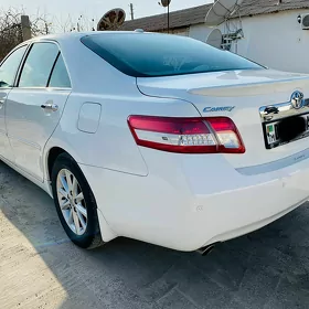 Toyota Camry 2010