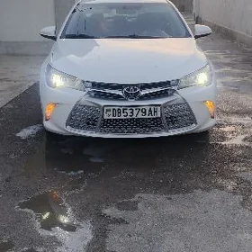 Toyota Camry 2017
