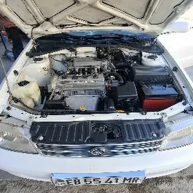 Toyota Corona 1992