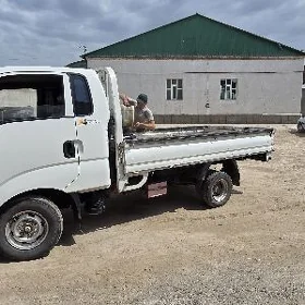 Kia Bongo 2011