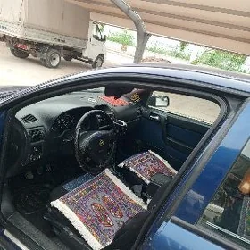 Opel Astra 2003