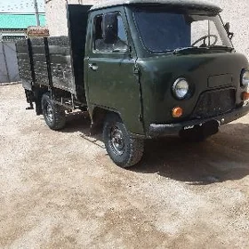 UAZ 469 1985