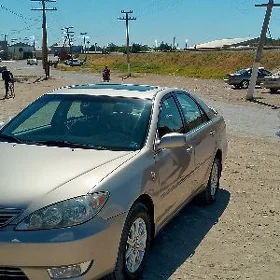 Toyota Camry 2005