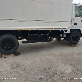 Isuzu Giga 2006