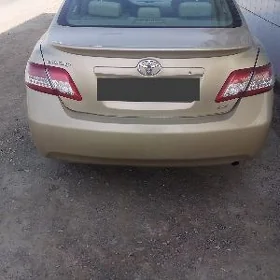 Toyota Camry 2011