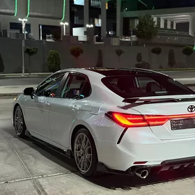 Toyota Camry 2023