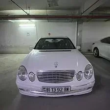Mercedes-Benz E350 2005