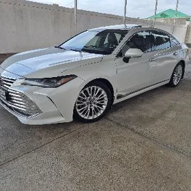 Toyota Avalon 2019