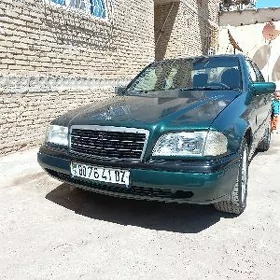 Mercedes-Benz W201 1995
