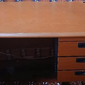 Стол письменный