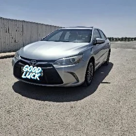 Toyota Camry 2015