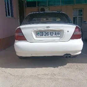 Hyundai Sonata 1995