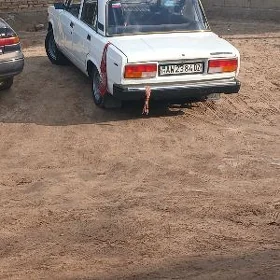 Lada 2107 1985