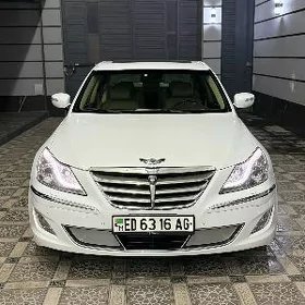 Genesis G80 2012