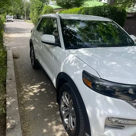 Ford Explorer 2022