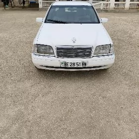 Mercedes-Benz C250 1996