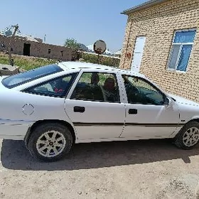 Opel Vectra 1992