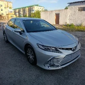Toyota Camry 2023