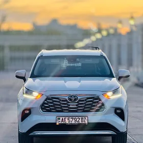 Toyota Highlander 2022