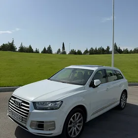 Audi Q7 2017