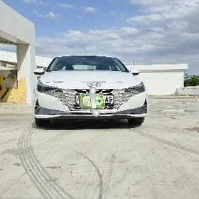 Hyundai Elantra 2021