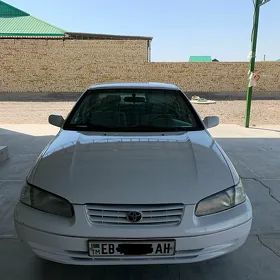 Toyota Camry 1998
